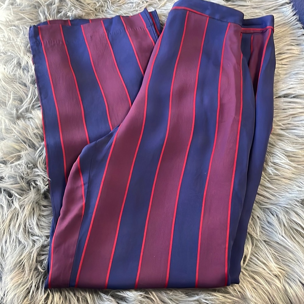 “Express” wide leg pant